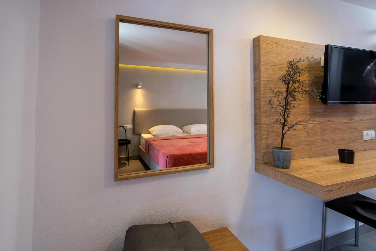 Bemyguest Comfort Zefyros เนปอรอย ภายนอก รูปภาพ
